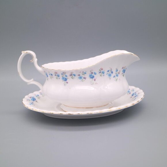 Vintage Royal Albert Memory Lane Gravy Boat & Underplate - Picture 3 of 6